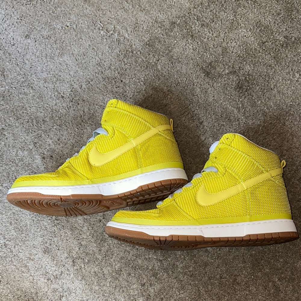 Nike Dunk High Supreme Yellow High-Top Sneakers